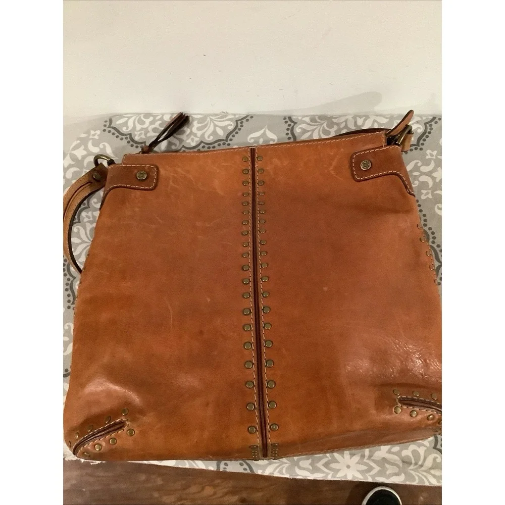 Michael KORS Brown LEATHER TAN BAG BRUSHED METAL STUDS